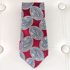 Liberty of London Men's red paisley neck tie